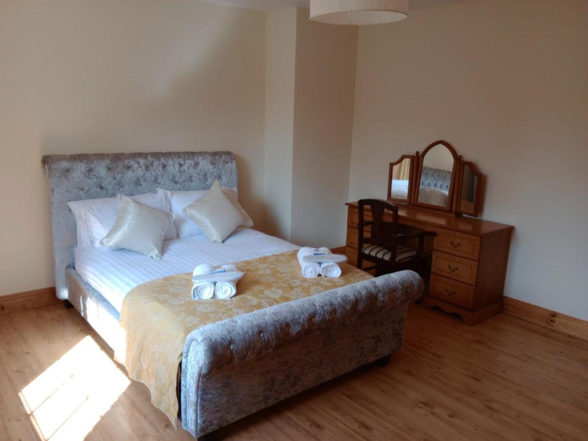 Tullynacrunat Lodge Castleblayney Bagian luar foto